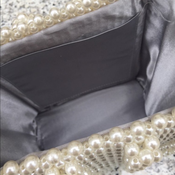 Ivory Faux Pearl Bead Bag - Picture 7 of 8